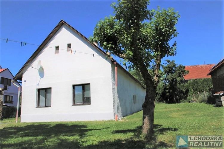 Obrázek nabídkyRD - chalupa se stodolou a zahradou 1.077 m2  v obci Chocomyšl.