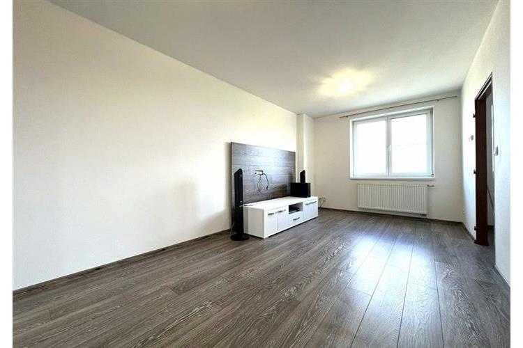 Byt nájem 1+1  Dom. 290326 č.5.jpg