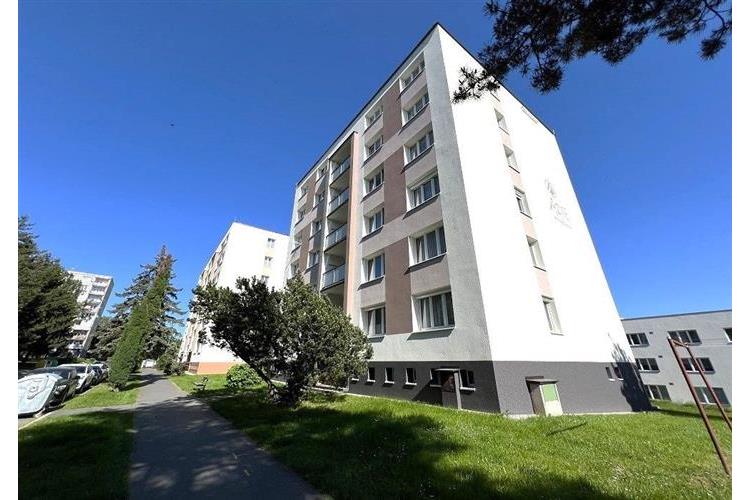 Byt náj. 2+1 -Štichová 291726 č (20).JPG