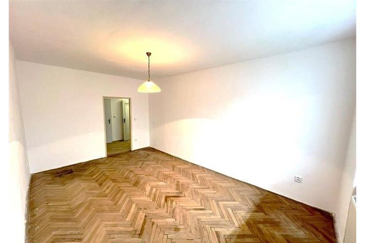 Byt 2+1 náj. Zdráhal č.10.jpg