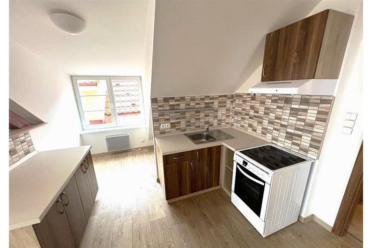 Byt č. 3 2KK nájem Stafiko Nám 133 2025 č.6.JPG