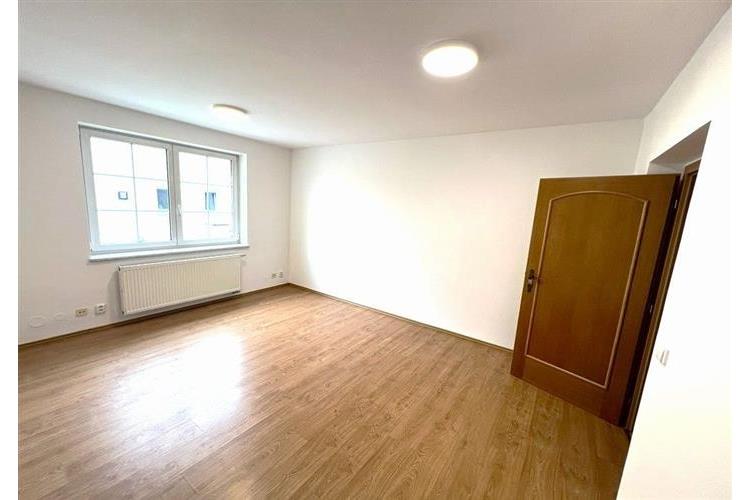 Byt 3KK nájem Khohout Dom. č.8.jpg