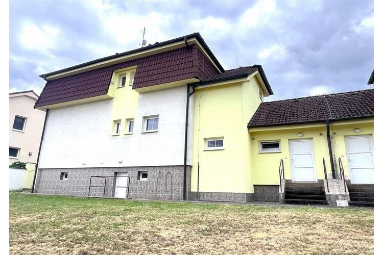 Byt 3KK nájem Khohout Dom. č.27.jpg