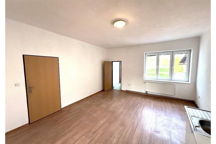 Byt náj. 3KK Kdyně Čáp. 2025 č.8.JPG