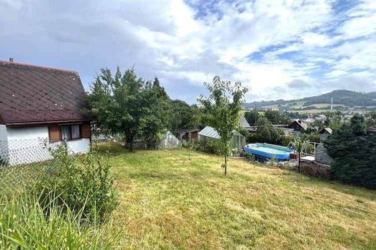 Chatka+zahrada Kdyně Bejvl. č.15.JPG