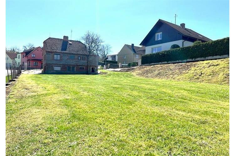 RD+pozemky Dom. Milotov Forst č.17.jpg