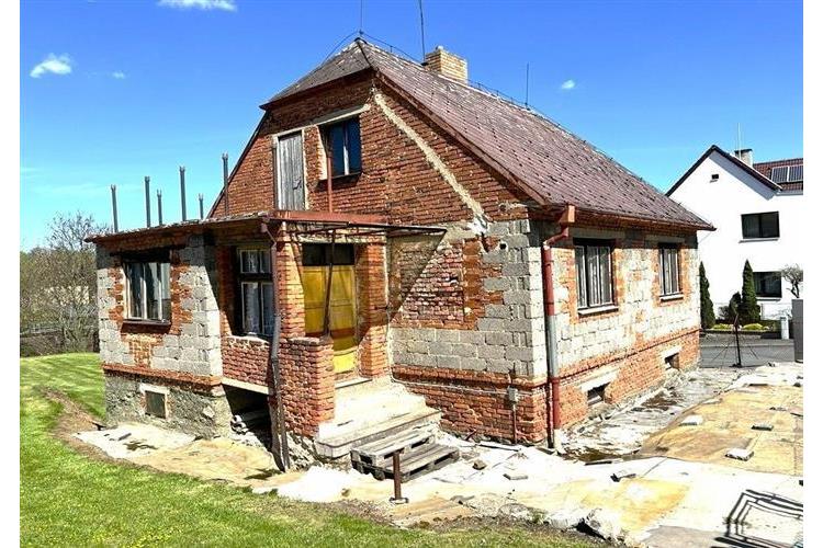 RD+pozemky Dom. Milotov Forst č.5.jpg