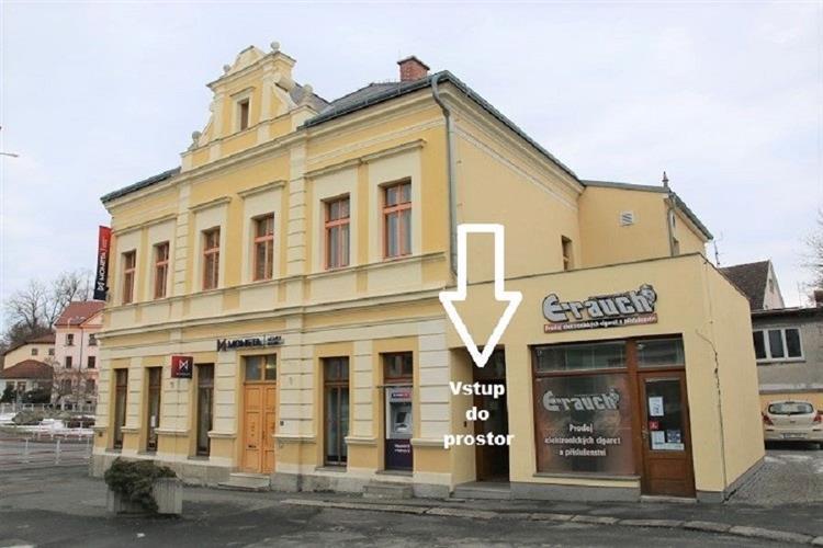 Nájem-Bar Husův dům A. Hikl 280325 č.27.JPG