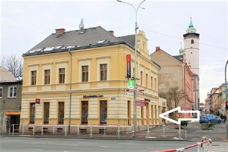 Nájem-Bar Husův dům A. Hikl 280325 č.28.JPG