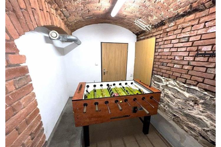 Nájem-Bar Husův dům A. Hikl 280325 č.17.JPG