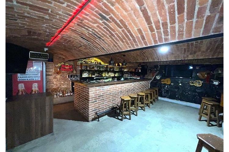 Nájem-Bar Husův dům A. Hikl 280325 č.7.JPG