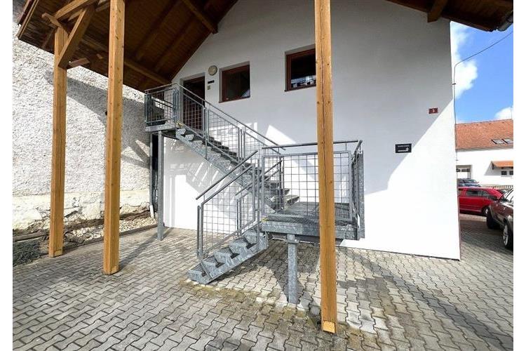 Nájem kom. prost. LINTECH Chrastavice č.27.JPG