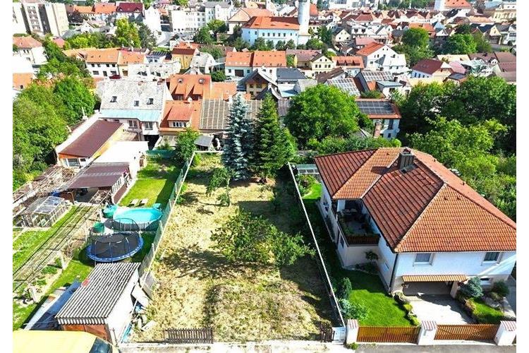 Pozemek Dom. Richtrovi č.2.JPG