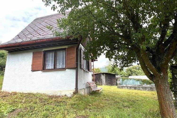 Chatka+zahrada Kdyně Bejvl. č.7.JPG